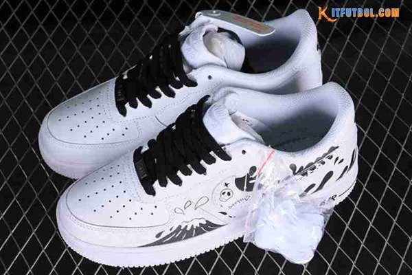 Nike Air Force 1'07 Blanco/Negro AM0703-121