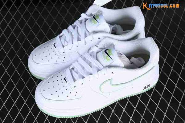 Nike Air Force 1'07 Blanco CT3839-108