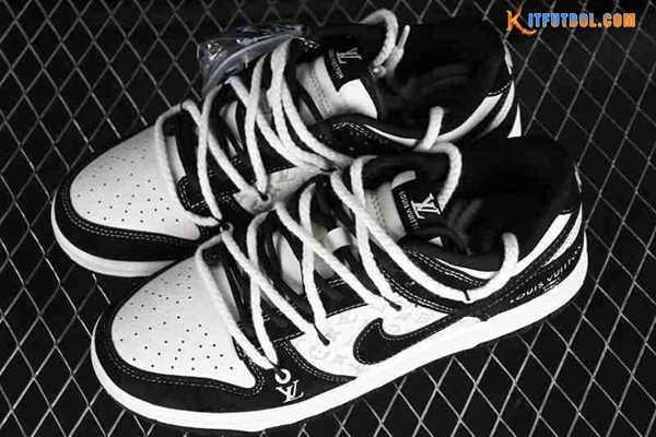Nike SB Dunk Low Blanco/Negro FC1688-137