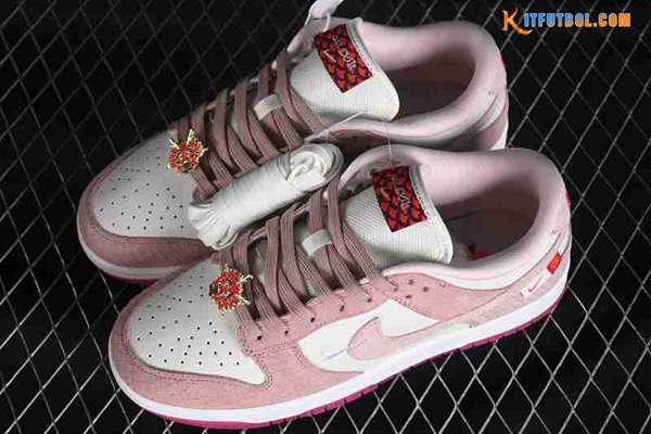 Nike SB Dunk Low Blanco/Rosa FZ5065-118